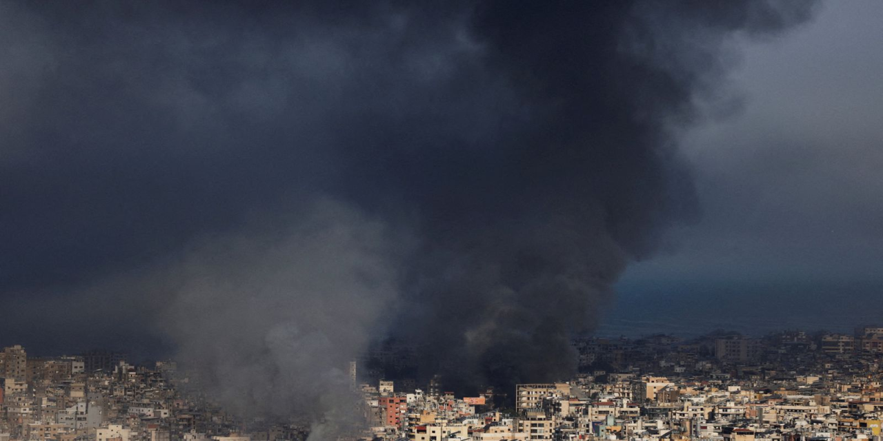Delegações em frente ao Serena Hotel em Islamabad