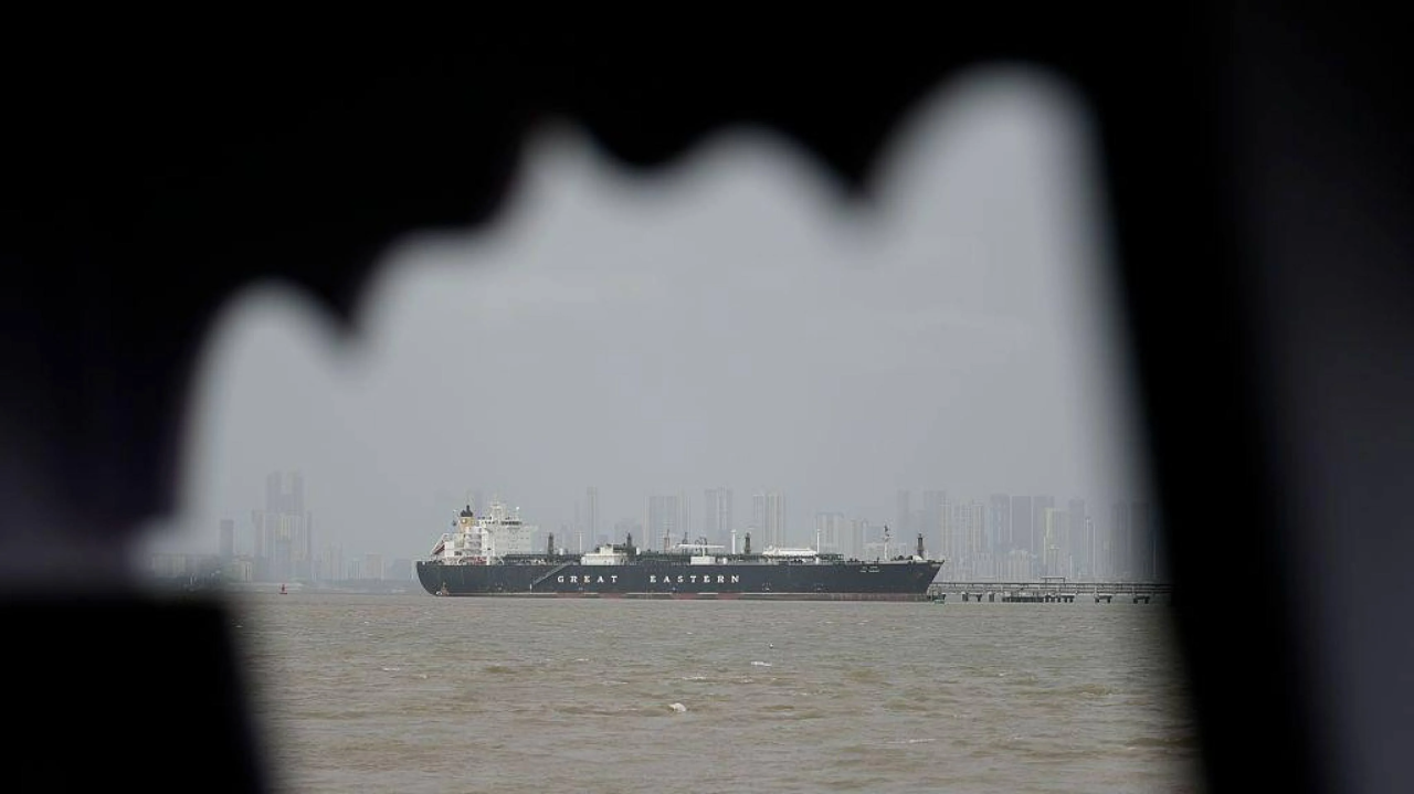 Navios no Estreito de Ormuz