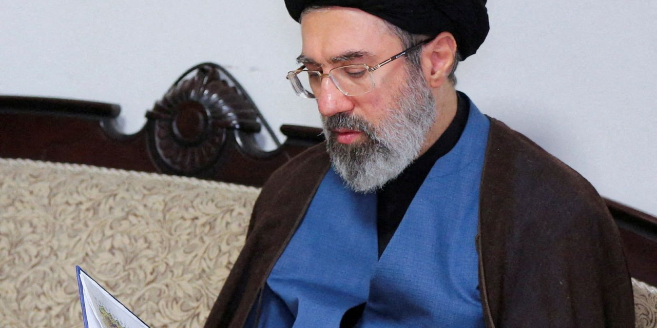 Pronunciamento de Seyyed Mojtaba Khamenei em transmissão estatal