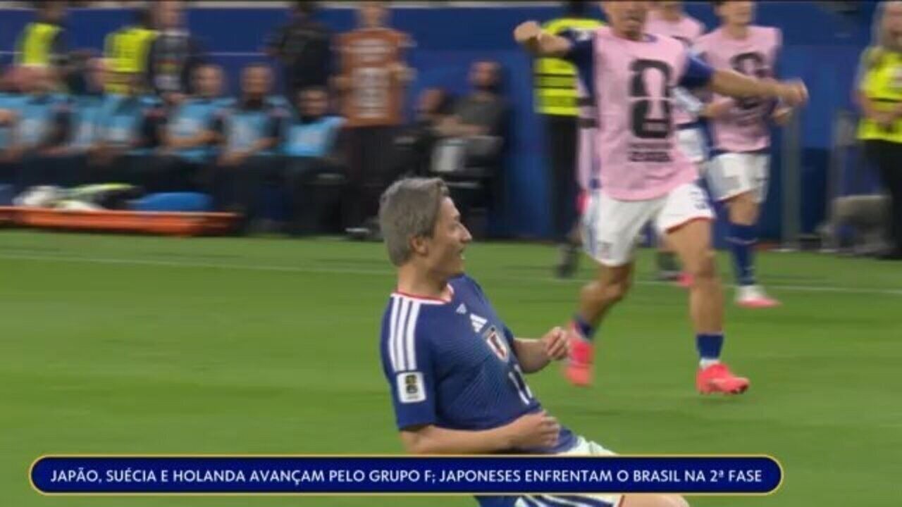 Isak Hien recebendo atendimento médico após lesão em partida
