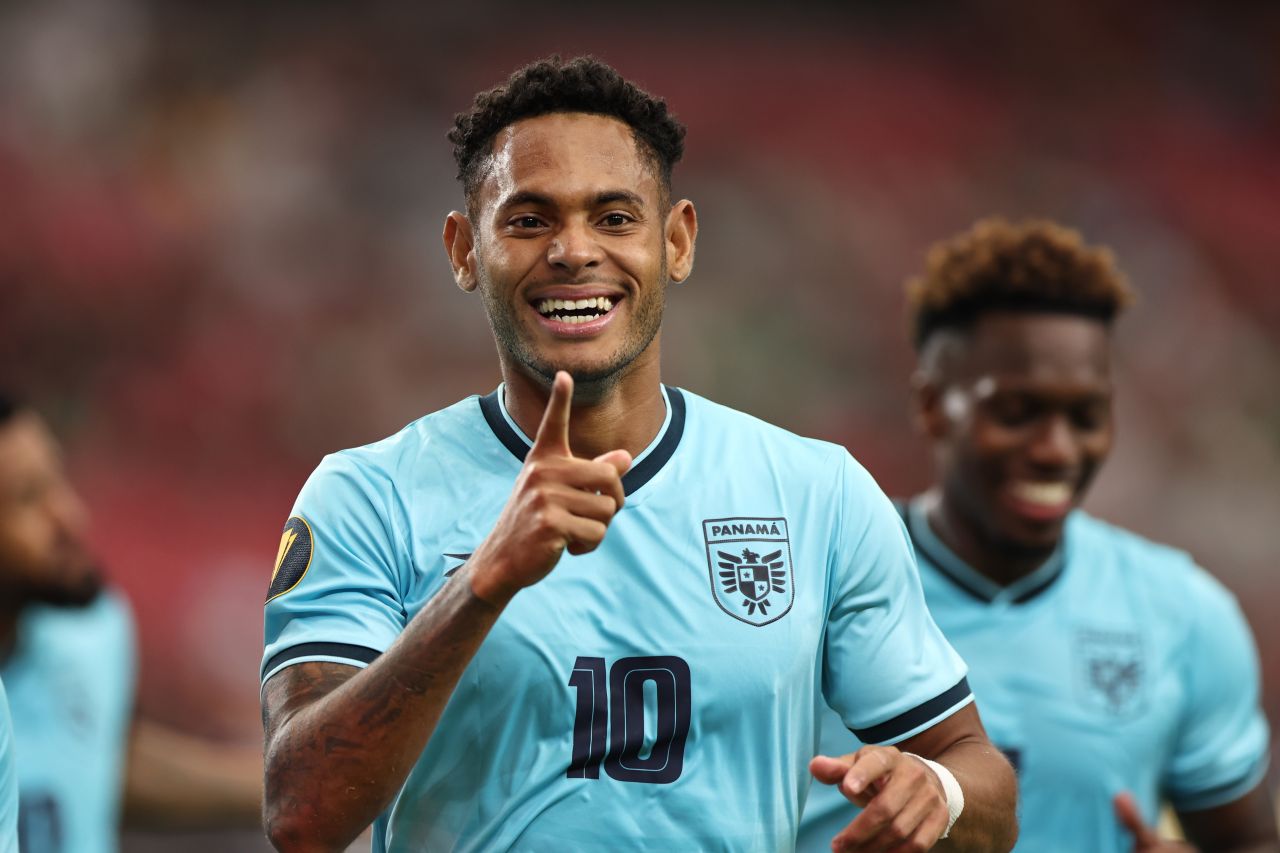 Ismael Díaz em jogo pelo Panamá