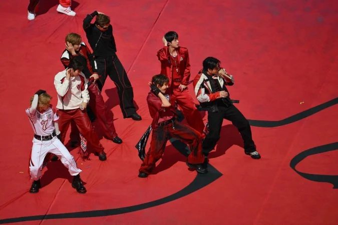Janja e primeira-dama da Coreia do Sul em evento cultural
