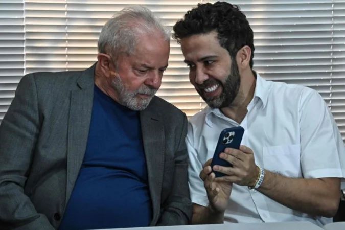 André Janones no hospital
