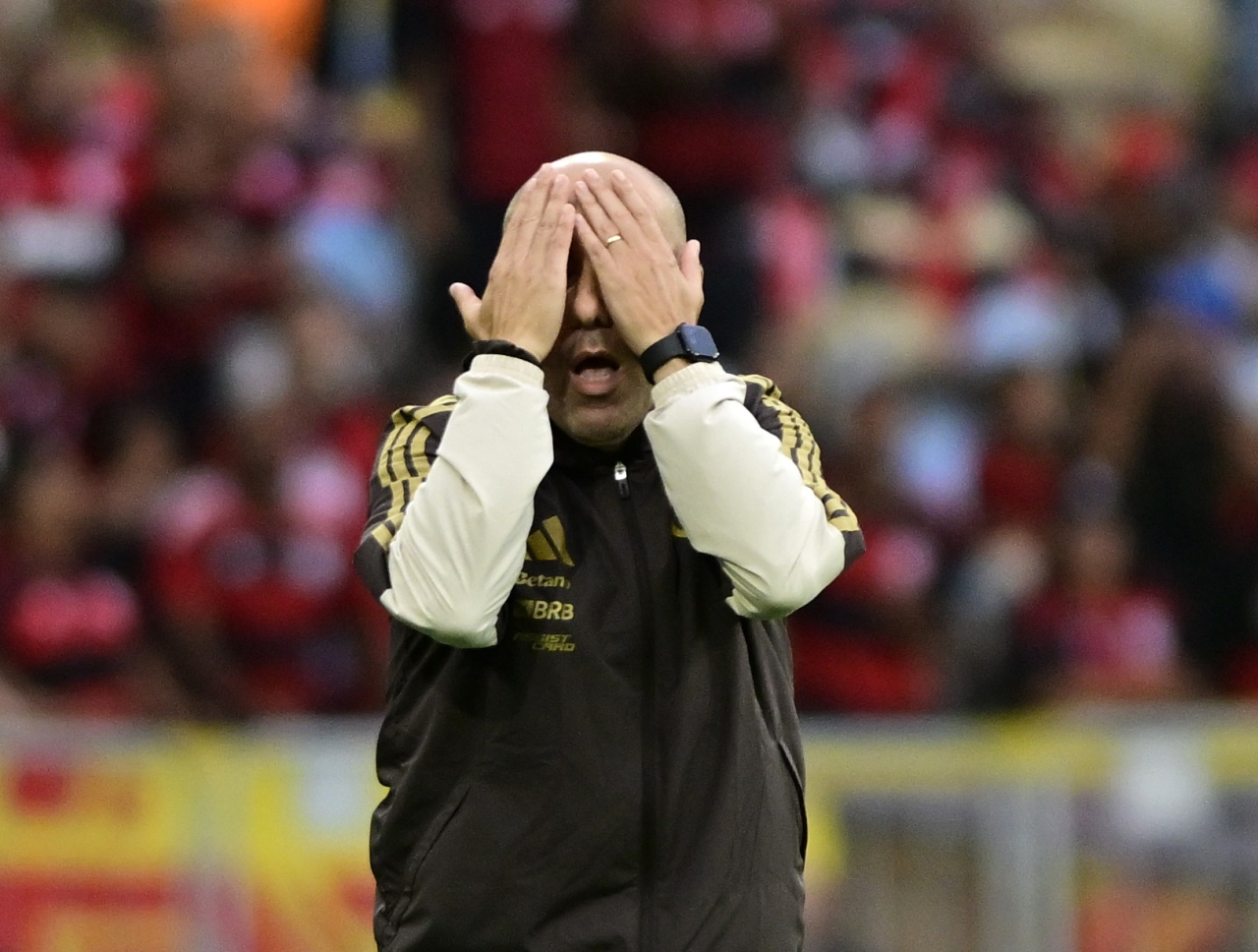 Leonardo Jardim em entrevista após empate do Flamengo com o Vasco