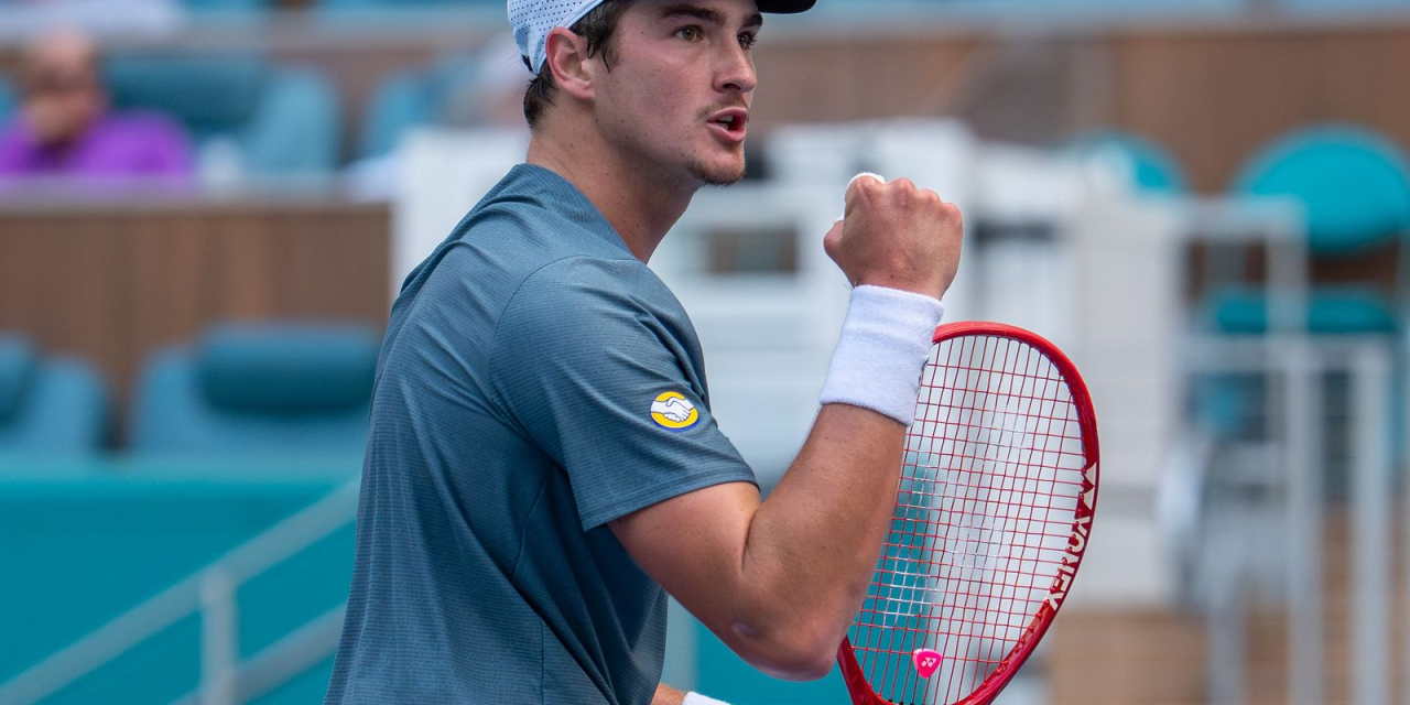 João Fonseca em ação durante partida