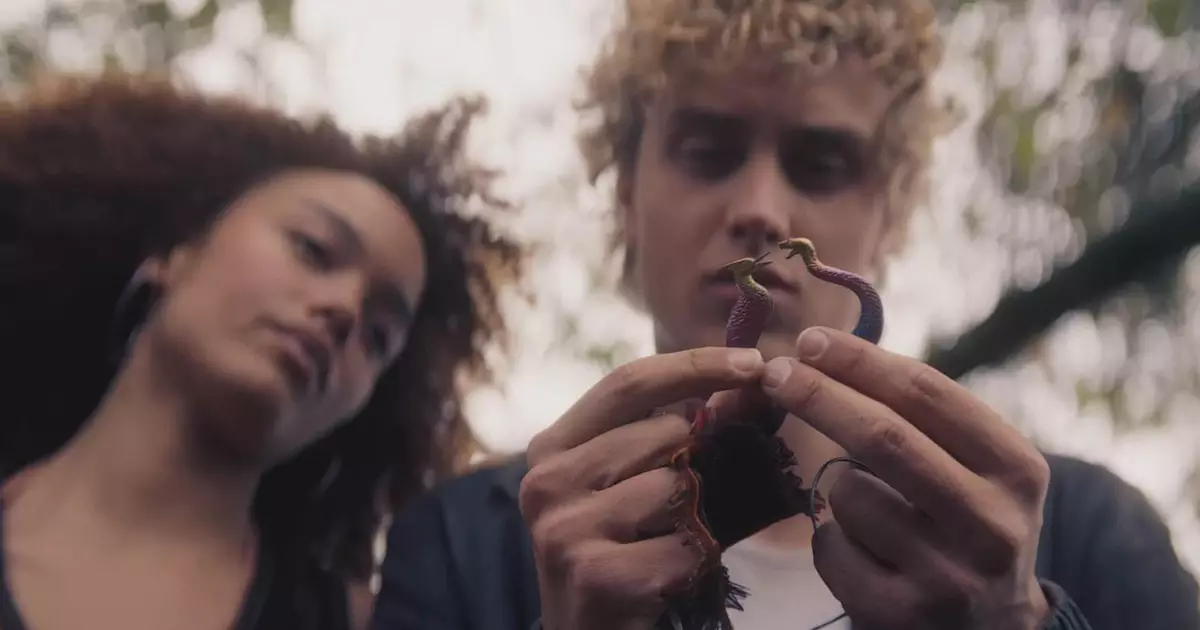 Pôster oficial de Jogos Vorazes: Amanhecer na Colheita