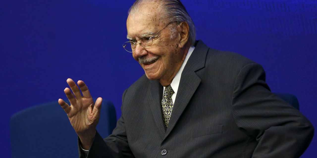 José Sarney