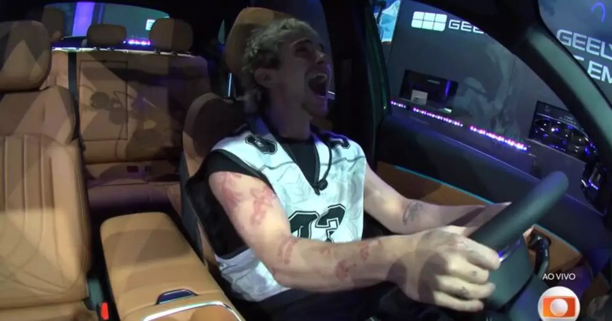 Juliano Floss comemorando vaga na final do BBB 26