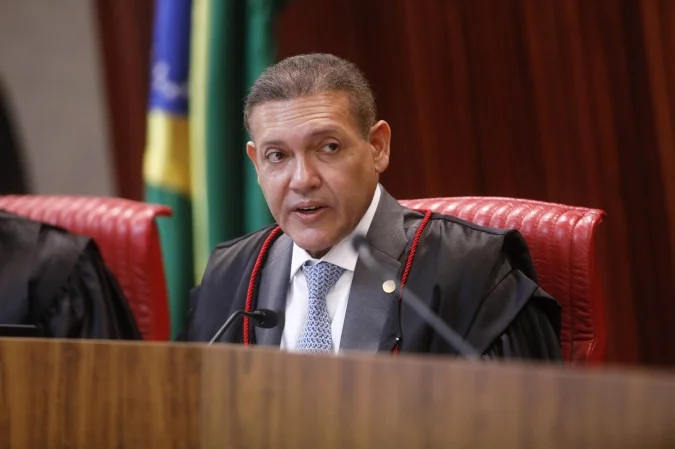 Ministro Kassio Nunes no plenário do TSE