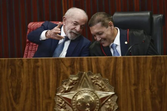 Lula e Alcolumbre na posse de Kássio Nunes Marques