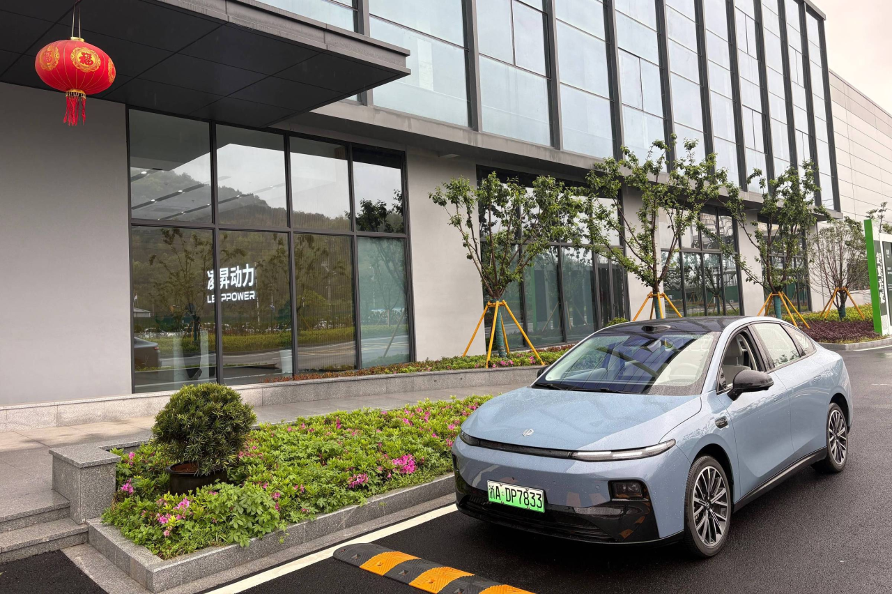 Novos modelos da Leapmotor em exposição