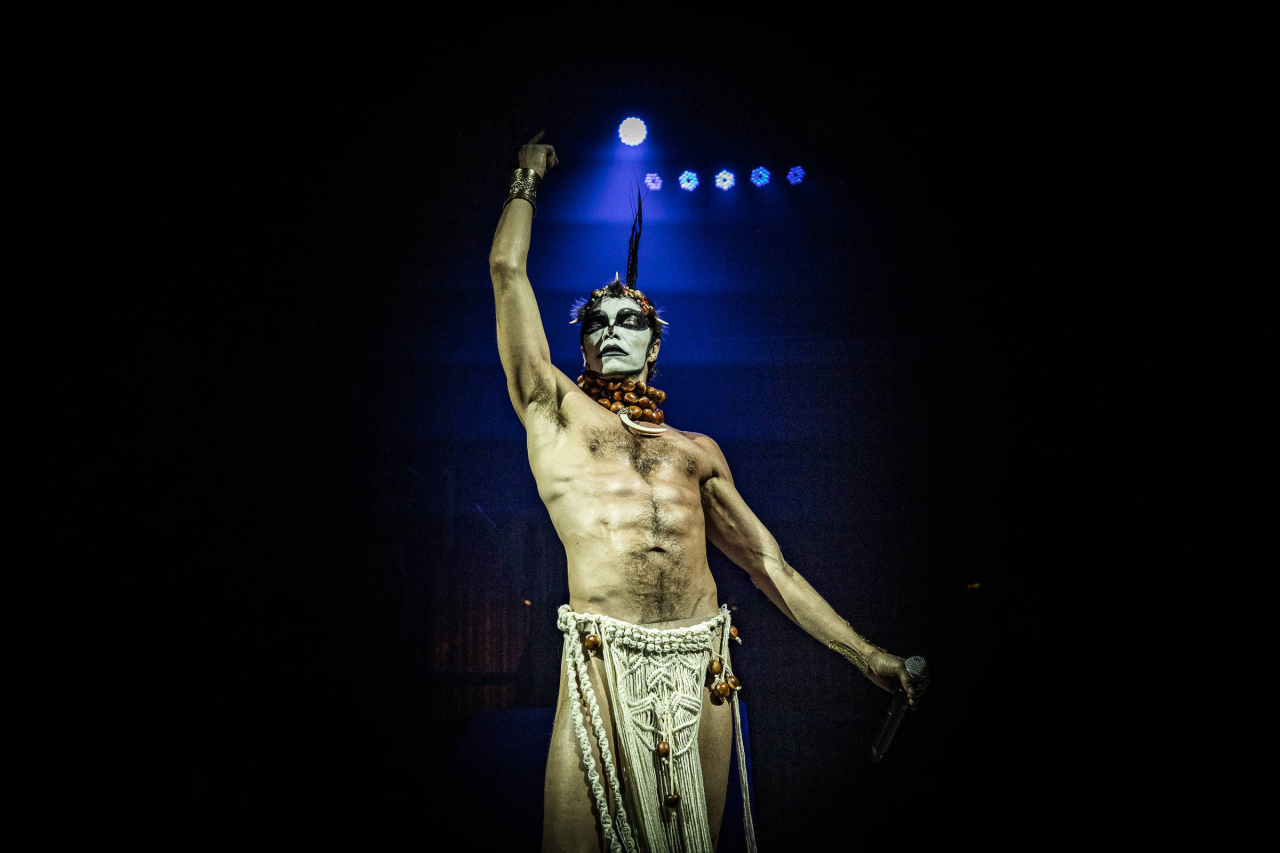 Gráficos sobre captação da Lei Rouanet e mapa do Brasil indicando regionalização