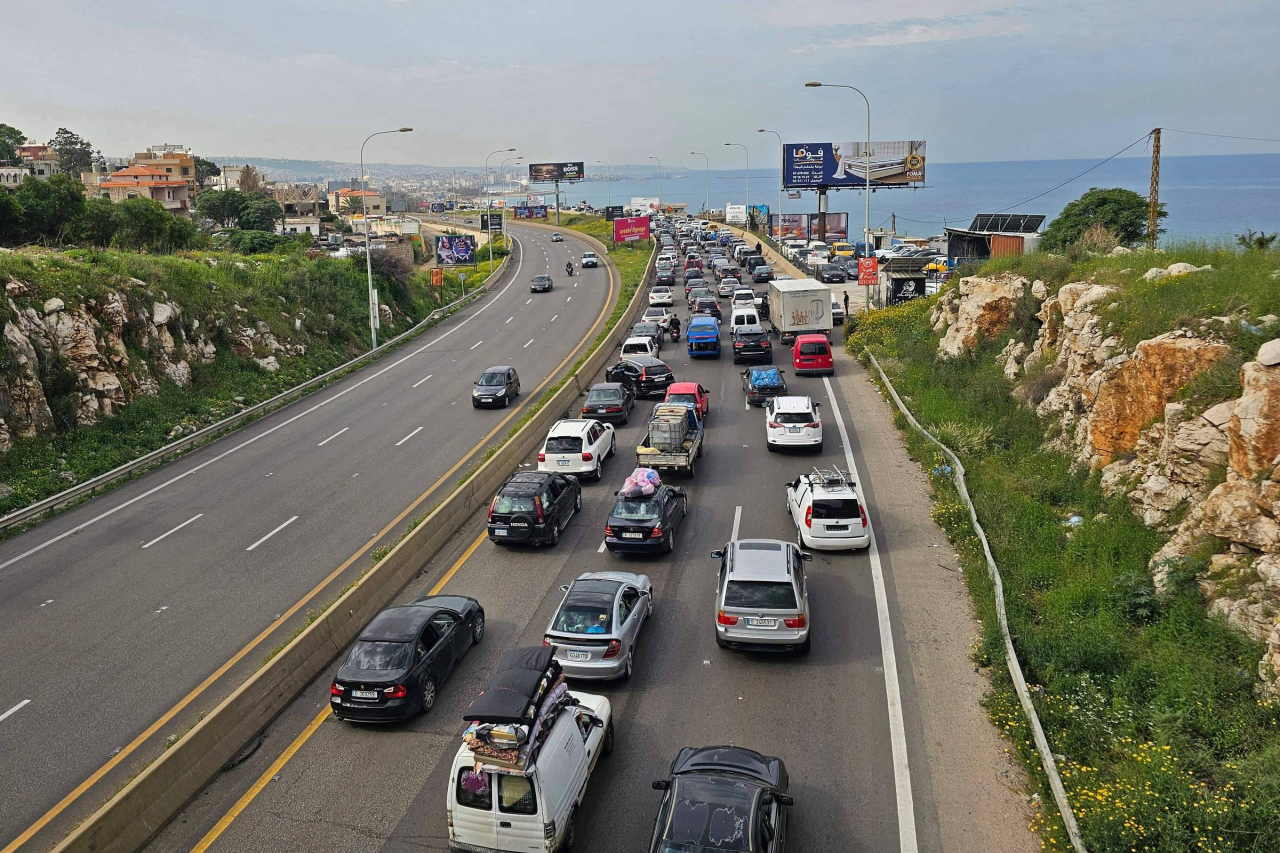 moradores retornam a casas destruídas no sul do Libano