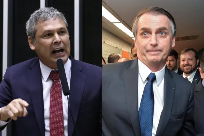 Flávio Bolsonaro lendo carta em transmissão ao vivo