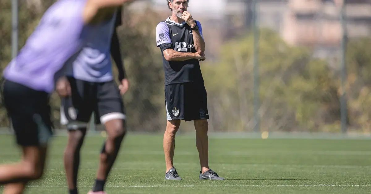 Kauã Pascini em treino do Atlético