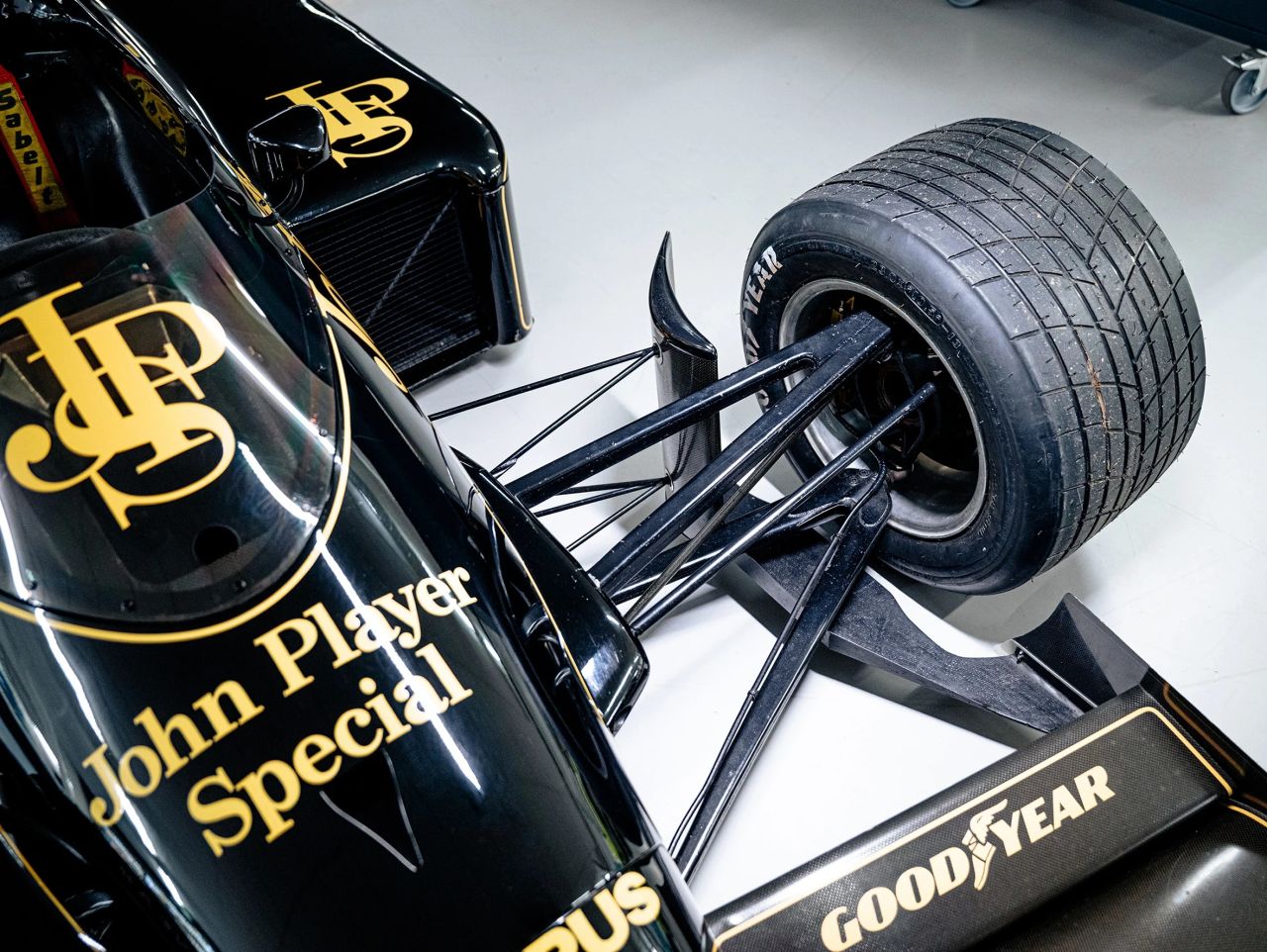 Replica do Lotus 97T usado por Ayrton Senna