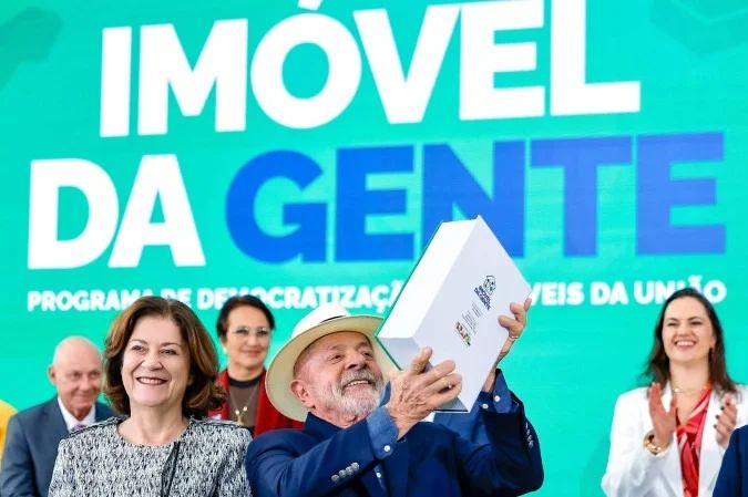 Presidente Lula fala sobre destinação de imóveis federais
