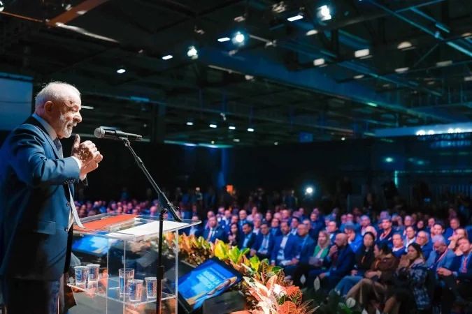 Presidente Lula discursando no Encontro Internacional da Indústria da Construção