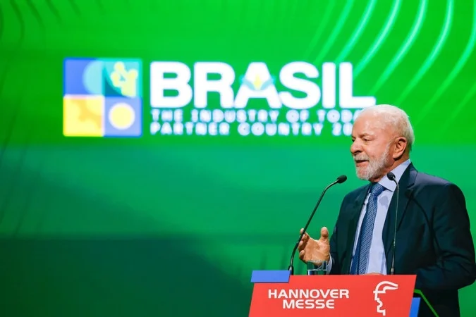 Lula em Hannover durante discurso