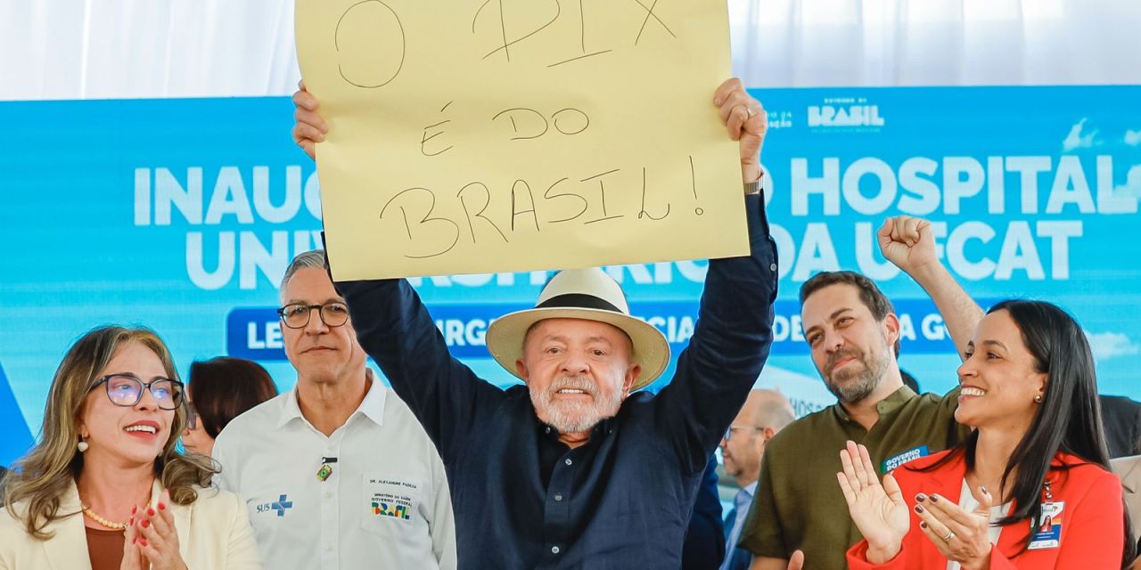Presidente Lula em evento em Catalão