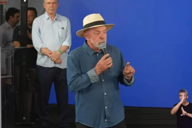 Presidente Lula durante visita ao Hospital João de Deus