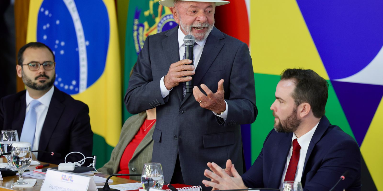 Presidente Lula durante lançamento do Desenrola Brasil em cerimônia em Brasília