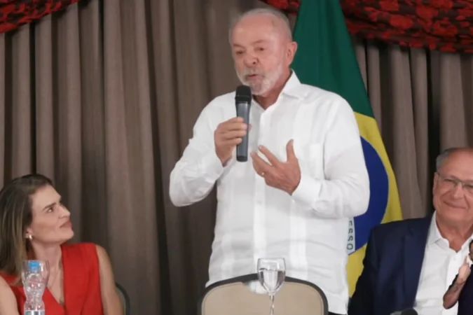 Luiz Inácio Lula da Silva em reunião de coordenação do PT