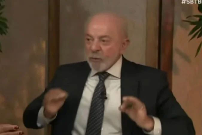 Presidente Lula durante sabatina no SBT
