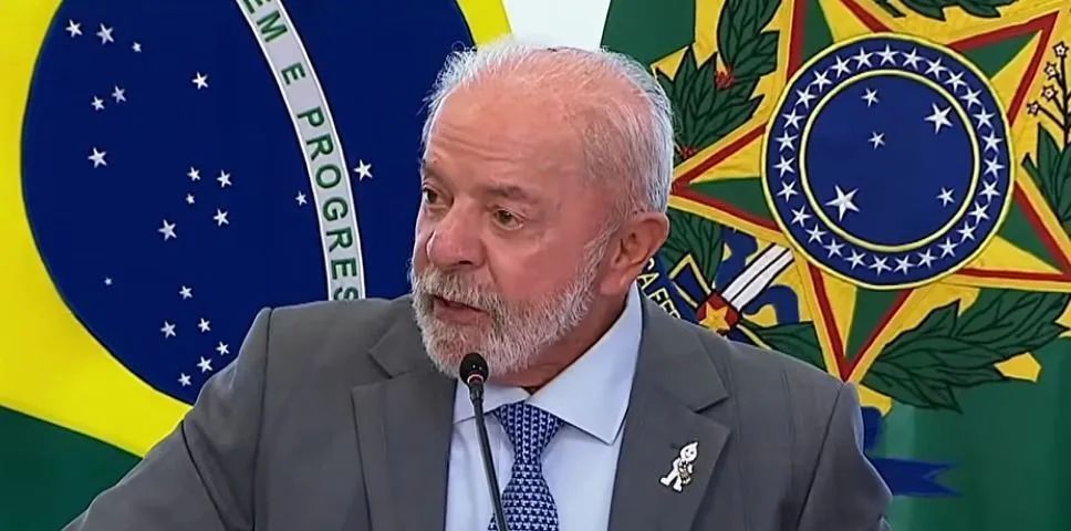 Presidente Lula no Palácio do Planalto durante cerimônia do programa Imóvel da Gente