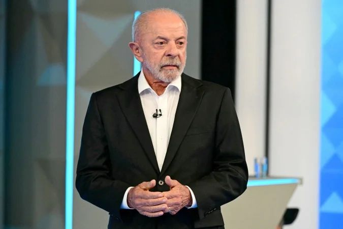 Lula durante debate na TV Globo