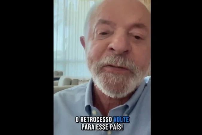 Lula grava vídeo selfie para redes sociais