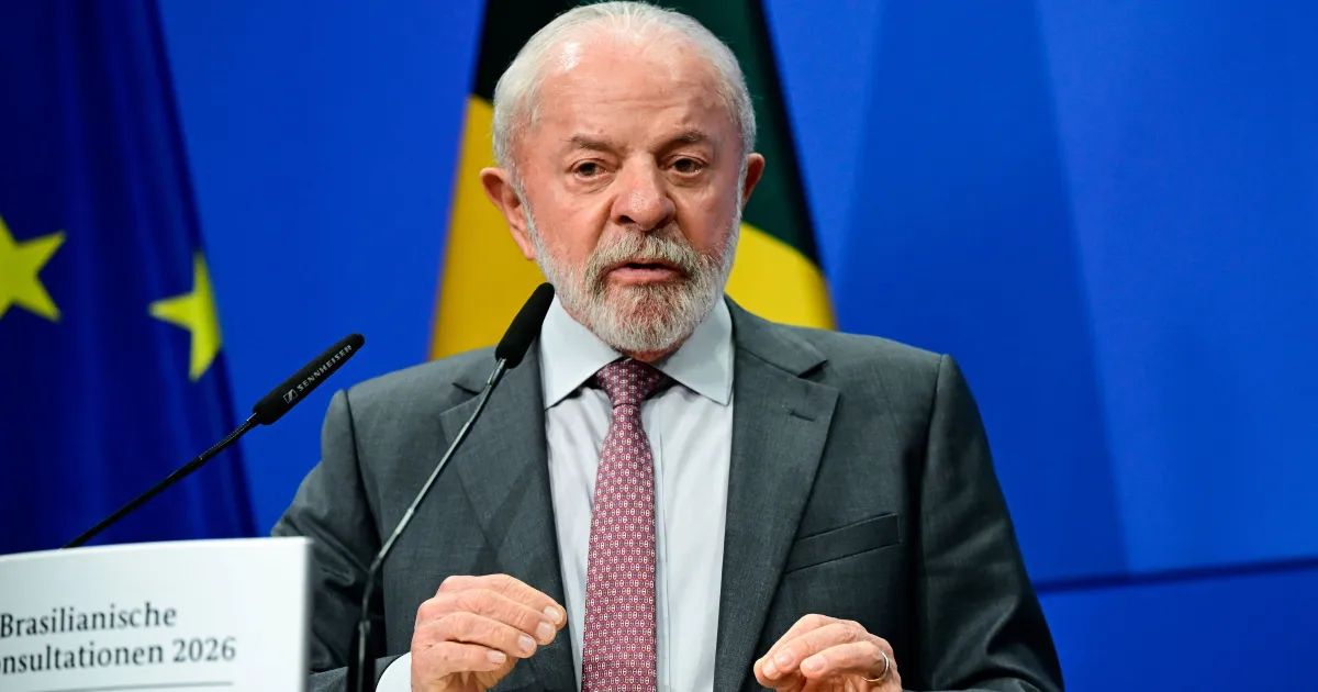 Presidente Lula durante assinatura de medida provisória do Move Brasil