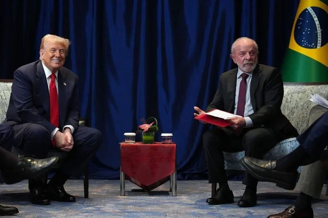 Lula e Trump em reunião na Casa Branca