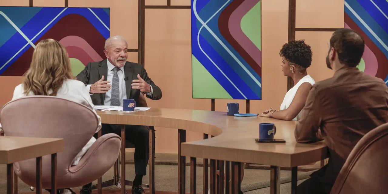 Presidente Lula em entrevista no programa Sem Censura