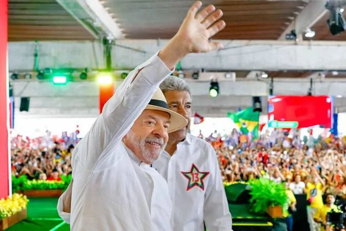 Presidente Lula discursa em convenção estadual do PT na Bahia