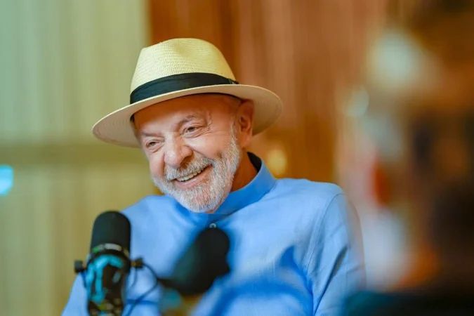 Lula em entrevista sobre educação e mineração