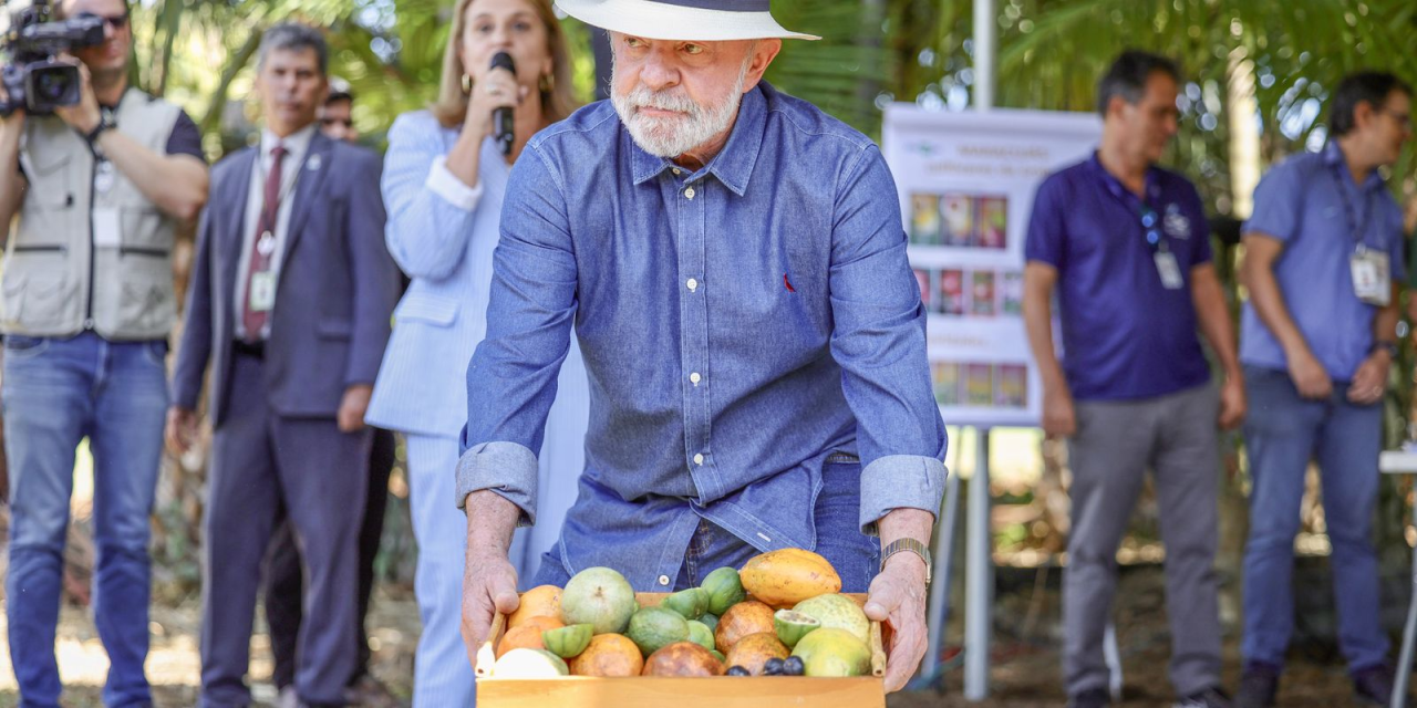 Lula na Embrapa Cerrados