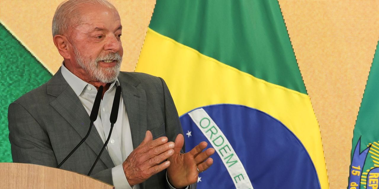 Presidente Lula em evento oficial