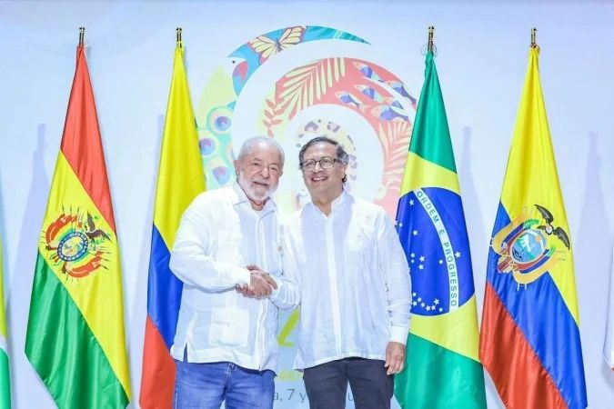 Presidente Lula em ligação telefônica