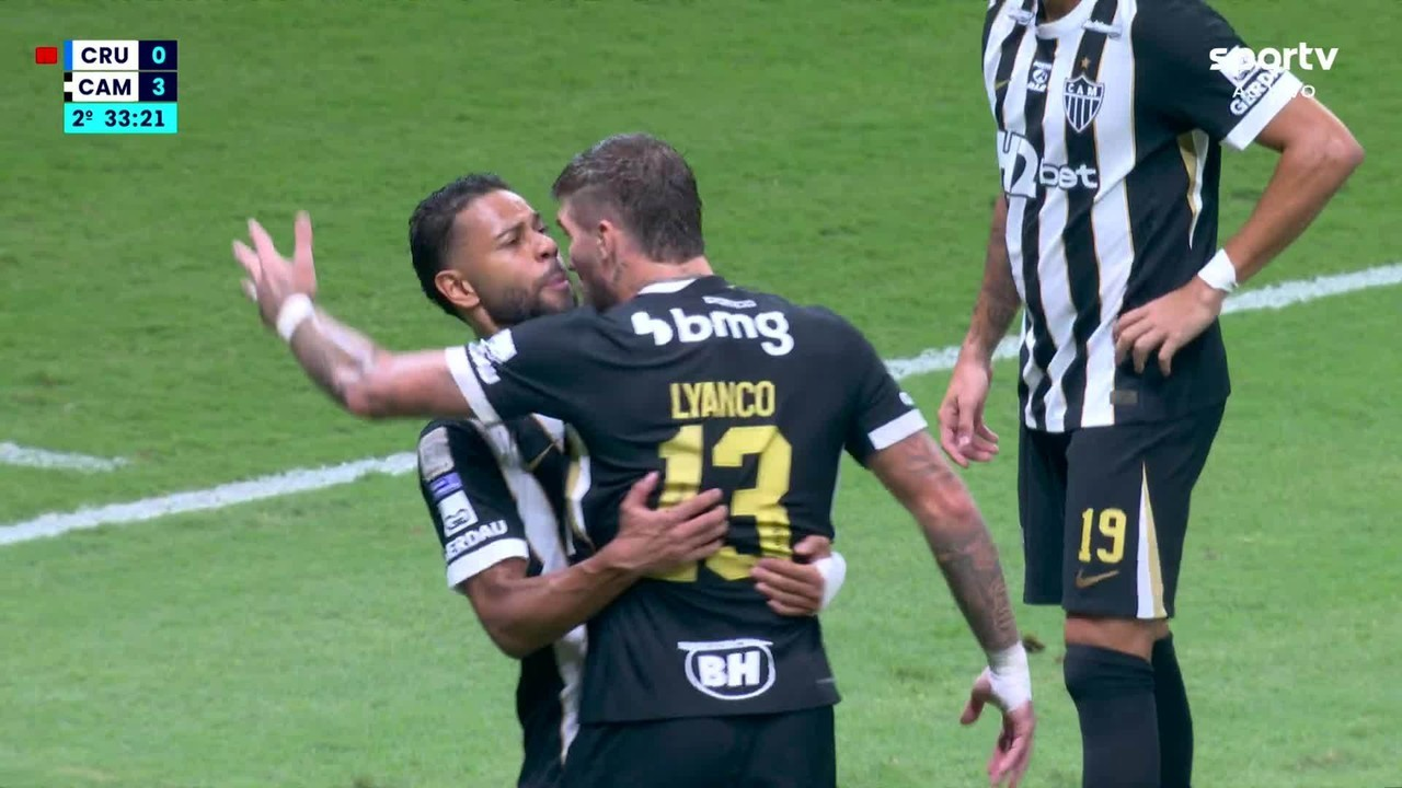 Lyanco expulso durante Cruzeiro x Atlético-MG