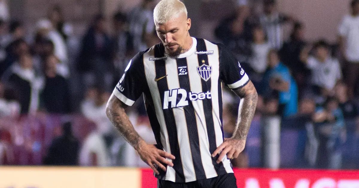 Lyanco lamenta gol contra na Arena MRV