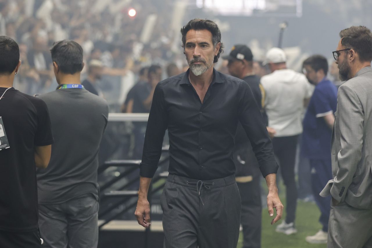 Eduardo Domínguez em coletiva