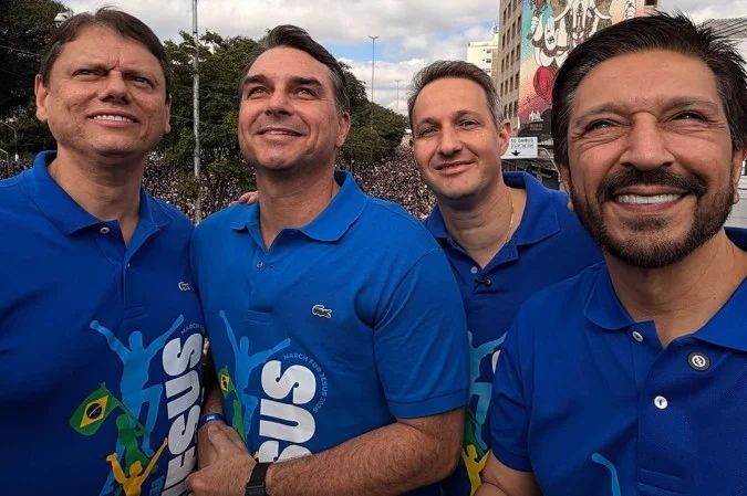 Multidão na Marcha para Jesus em São Paulo