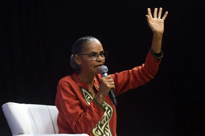 Marina Silva deixa Ministério do Meio Ambiente