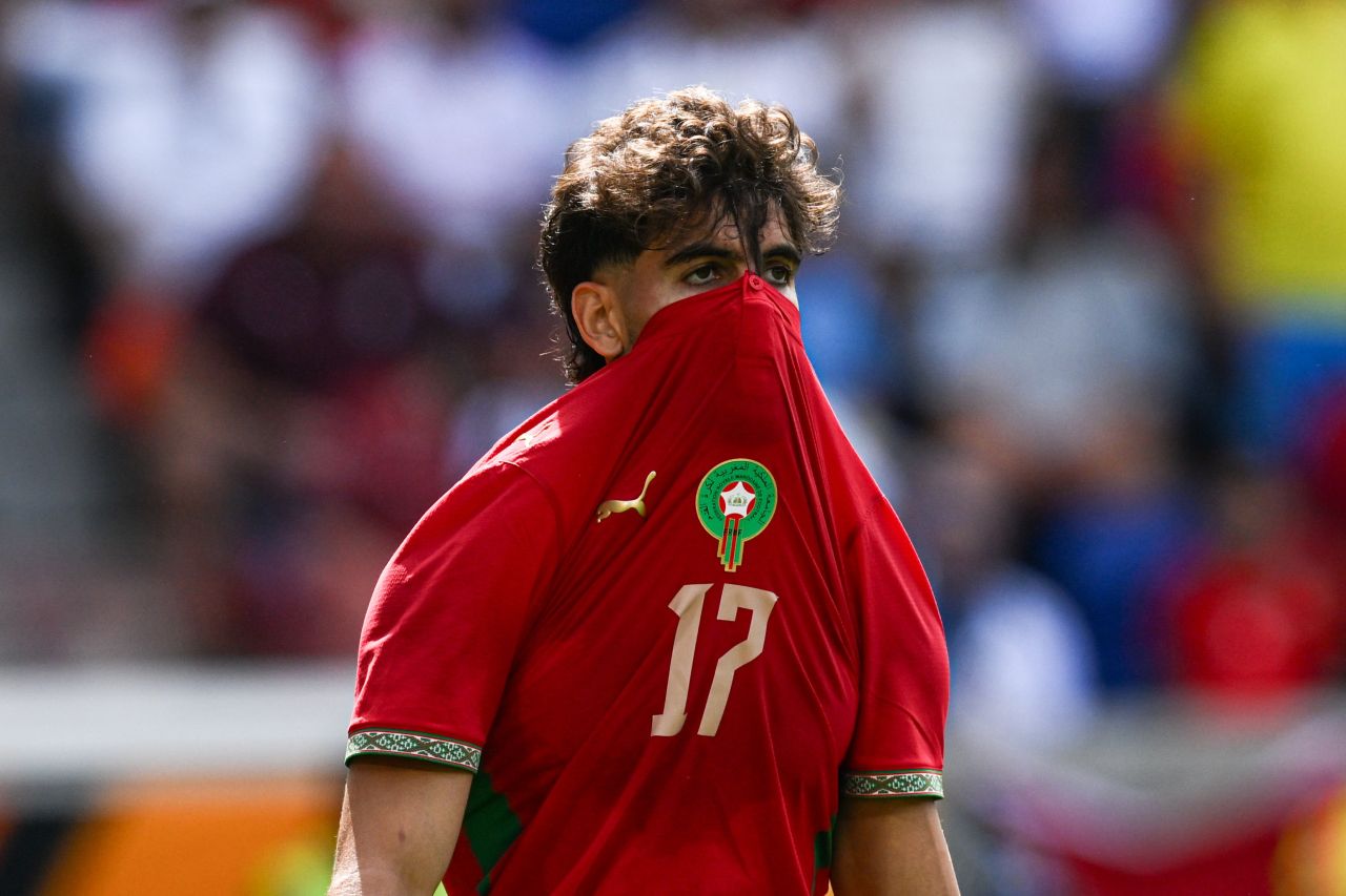 Abdessamad Ezzalzouli lesionado durante amistoso Marrocos x Noruega