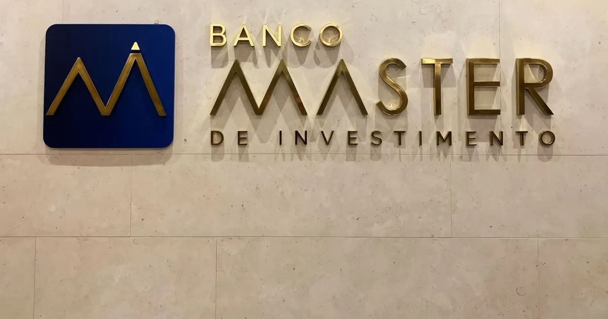 Fachada do Banco Master em investigação