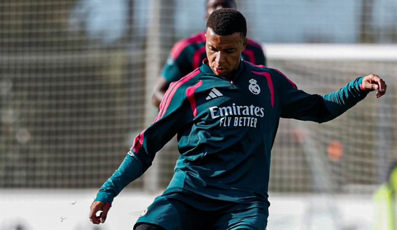 Mbappé treinando pelo Real Madrid
