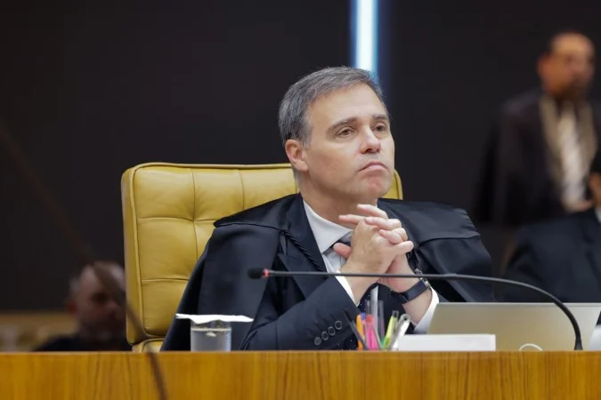 Ministro André Mendonça discursa na Alesp