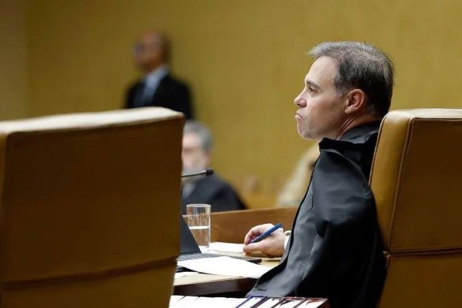 André Mendonça no plenário do STF