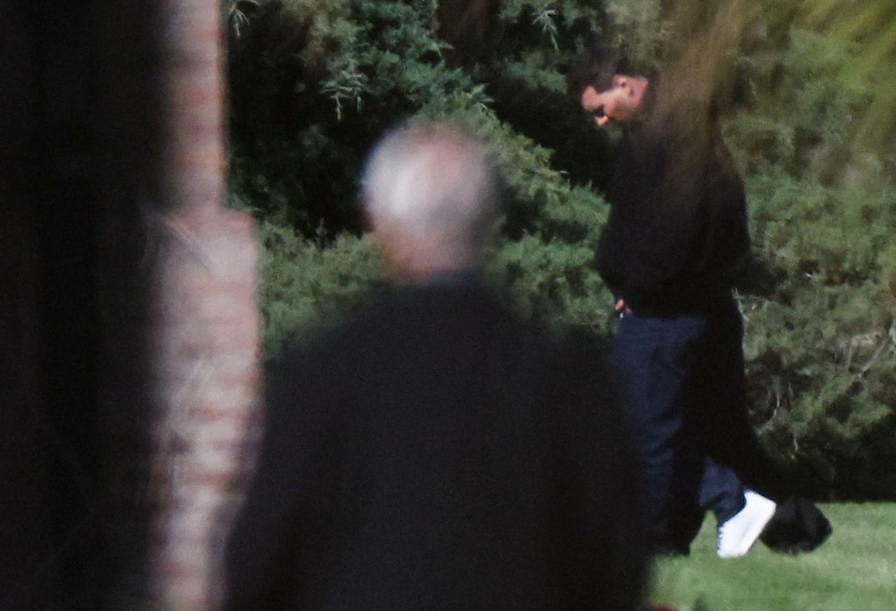 Lionel Messi durante o funeral do pai Jorge Messi